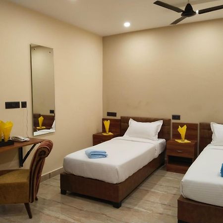 Hotel Windsor Plaza Hyderabad Eksteriør billede