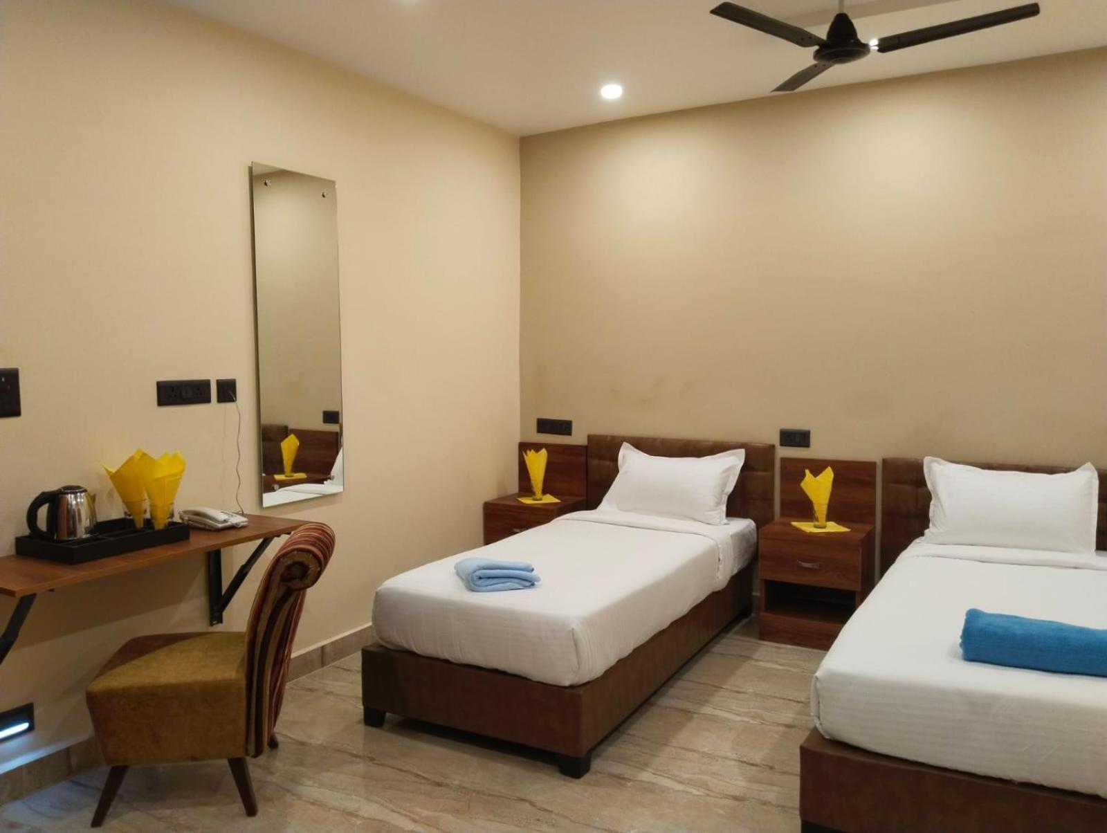Hotel Windsor Plaza Hyderabad Eksteriør billede
